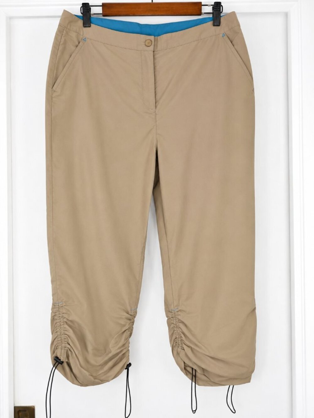 L.L. Bean Women's Supplex Nylon Hiking Capri Pants Tan Khaki Cinch Crop Sz 14